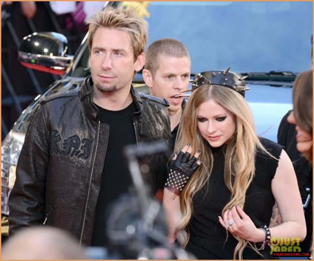 Understanding The Dynamics Behind Avril Lavigne's Divorce From Chad Kroeger